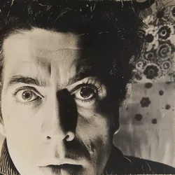 "André Breton jamais photographié par Man Ray" (photographie pastiche par Isidore Andrieu).